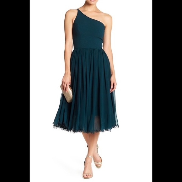 Dress the Population Dresses & Skirts - Dress the population eliza one shoulder dress Dress the Population Dresses & Skirts - Dress the population eliza one shoulder dress